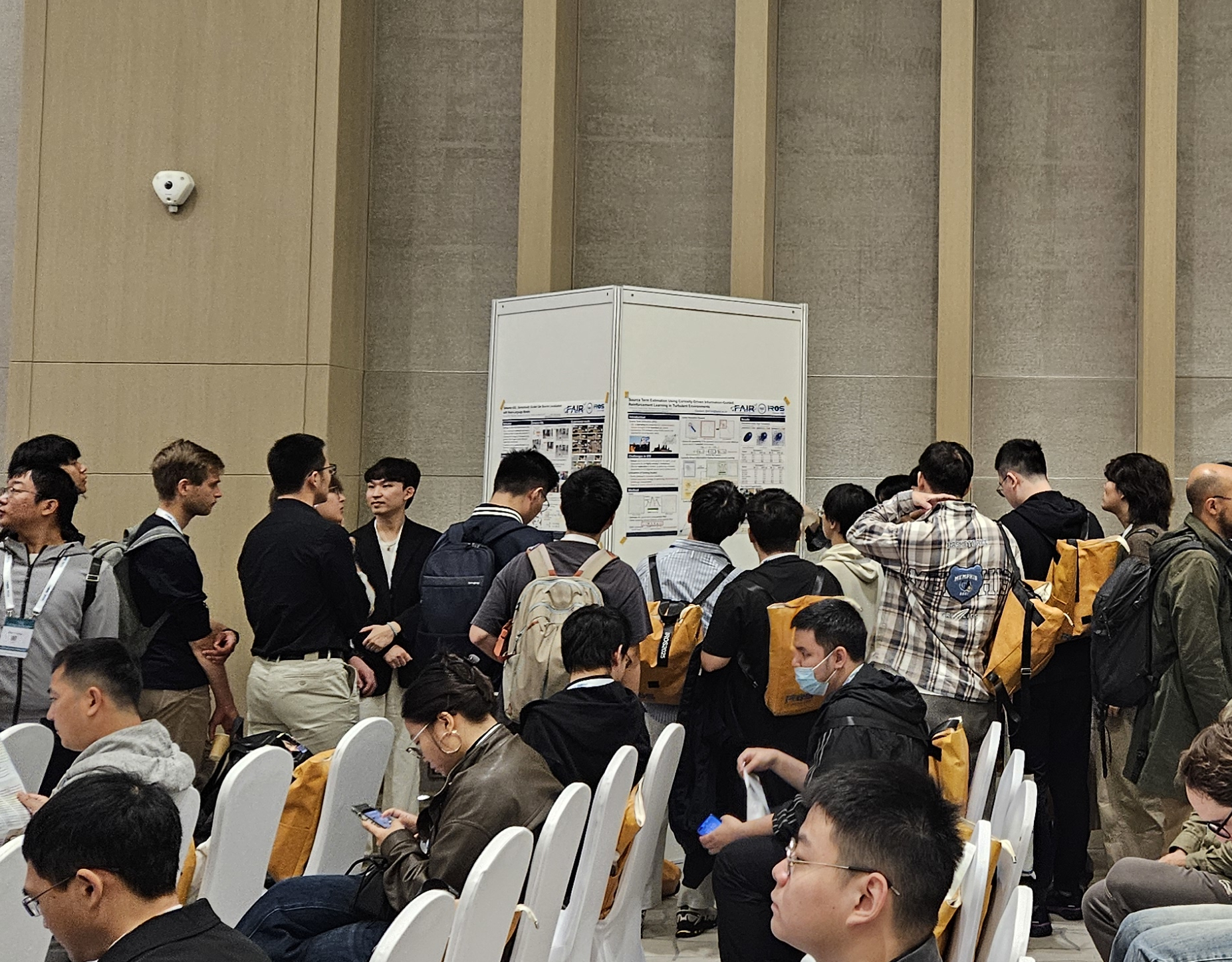 Poster session interactions